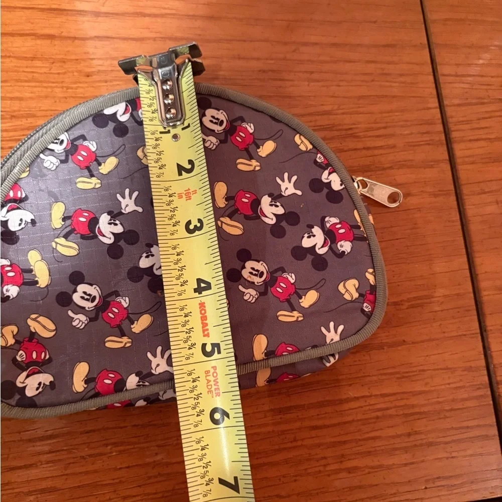 Disney Mickey Mouse cosmetic bag